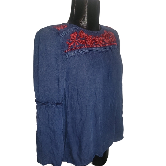 Solitaire Blue Long Sleeve Boho Chic Top With Red Floral Embroidered Detailing S - Picture 3 of 7